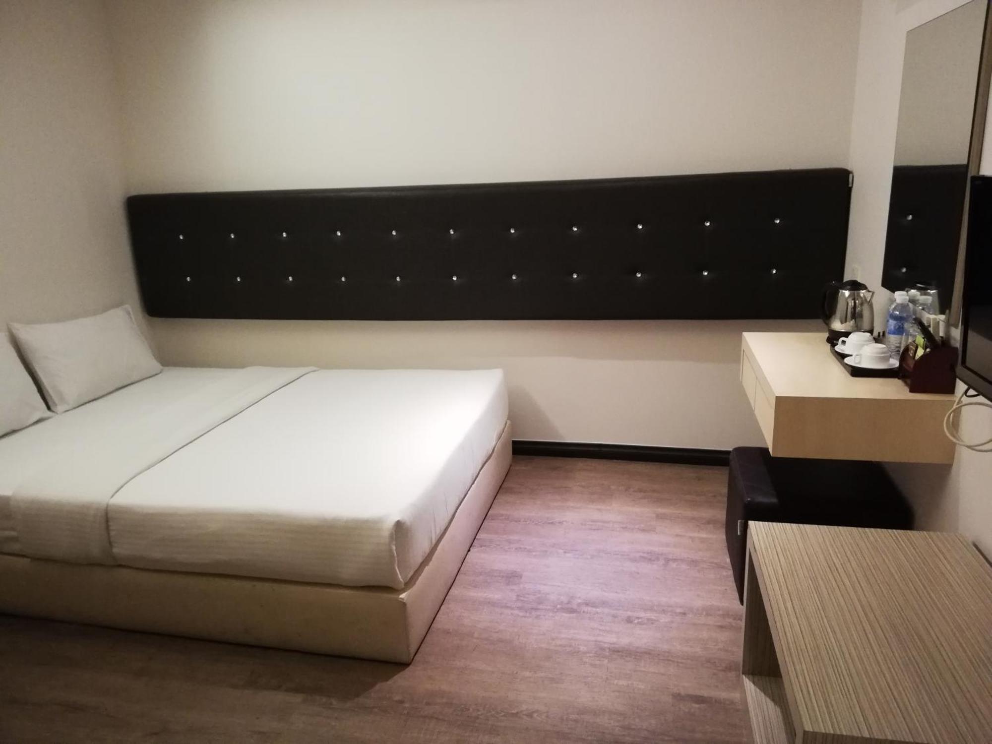 Ease Hotel Kota Kinabalu Exteriér fotografie