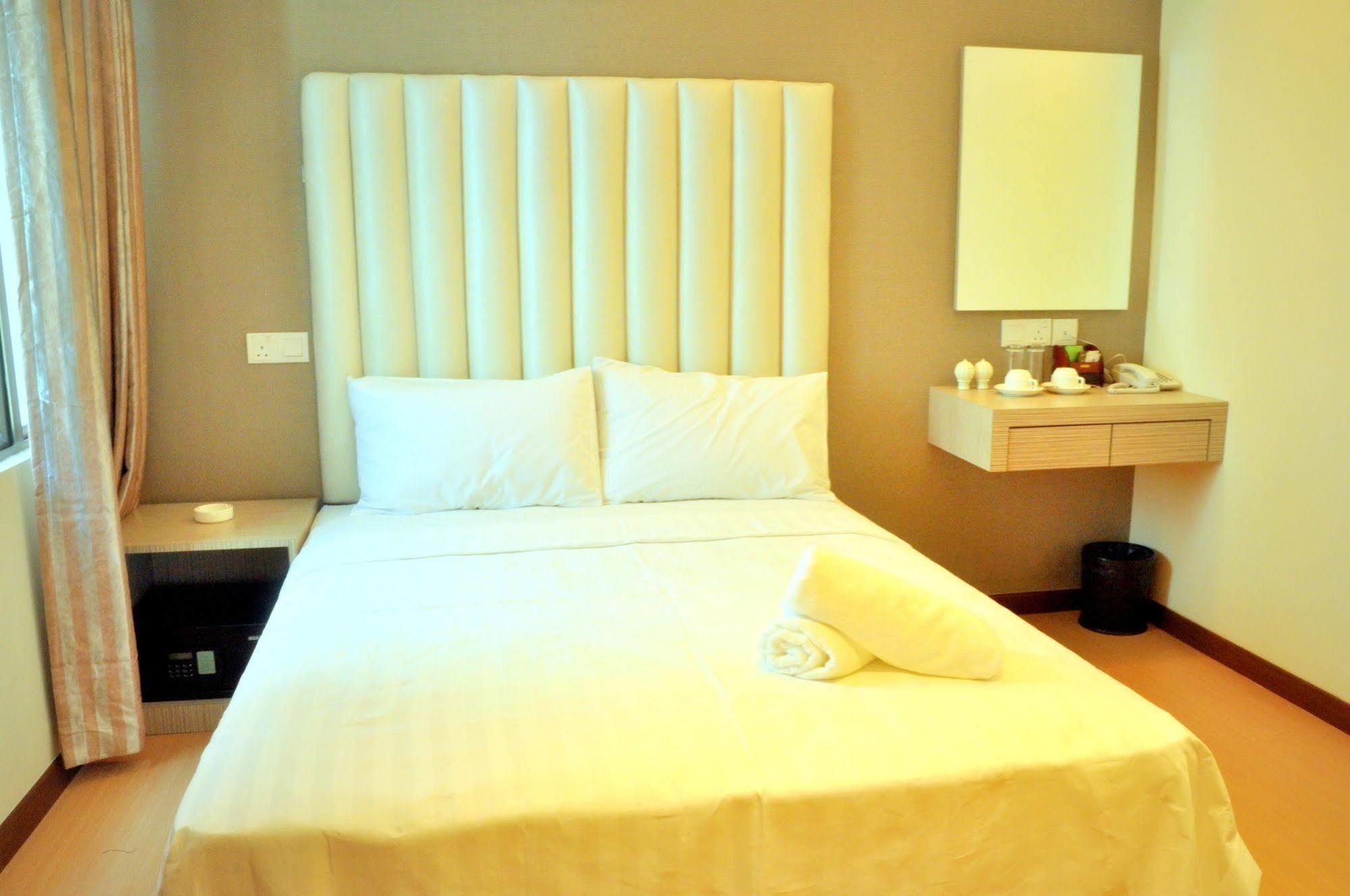 Ease Hotel Kota Kinabalu Exteriér fotografie