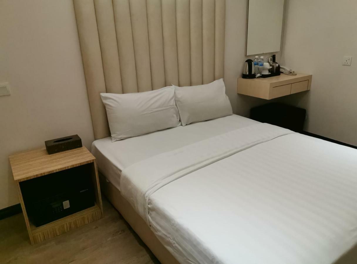 Ease Hotel Kota Kinabalu Exteriér fotografie